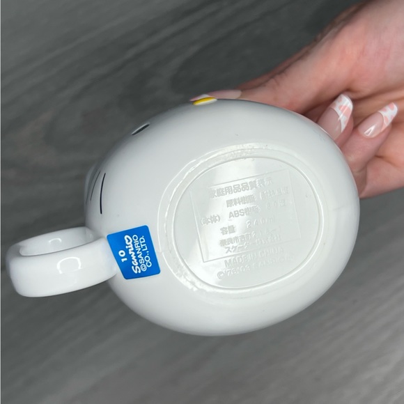 Hello Kitty small plastic mug - Picture 4 of 6